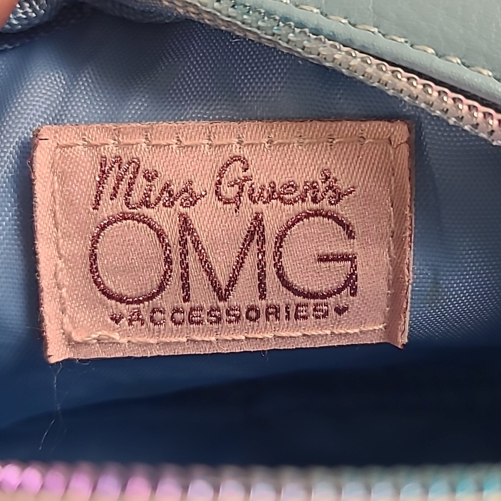 Miss Gwen's OMG Whale Purse - Picture 6 of 8